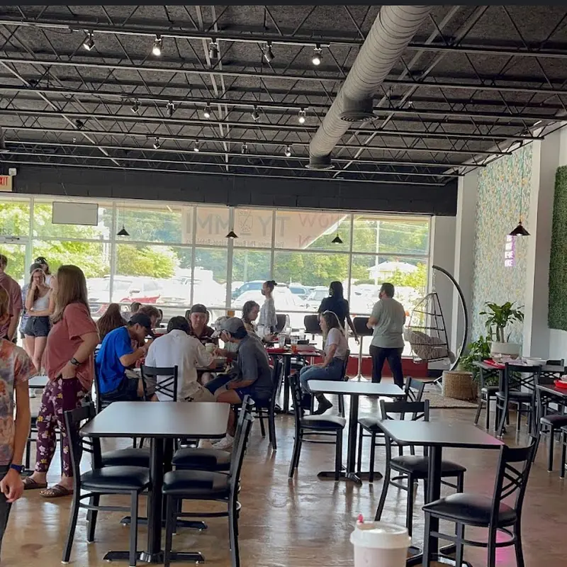 Tyummi Cafe & Pho Bowl