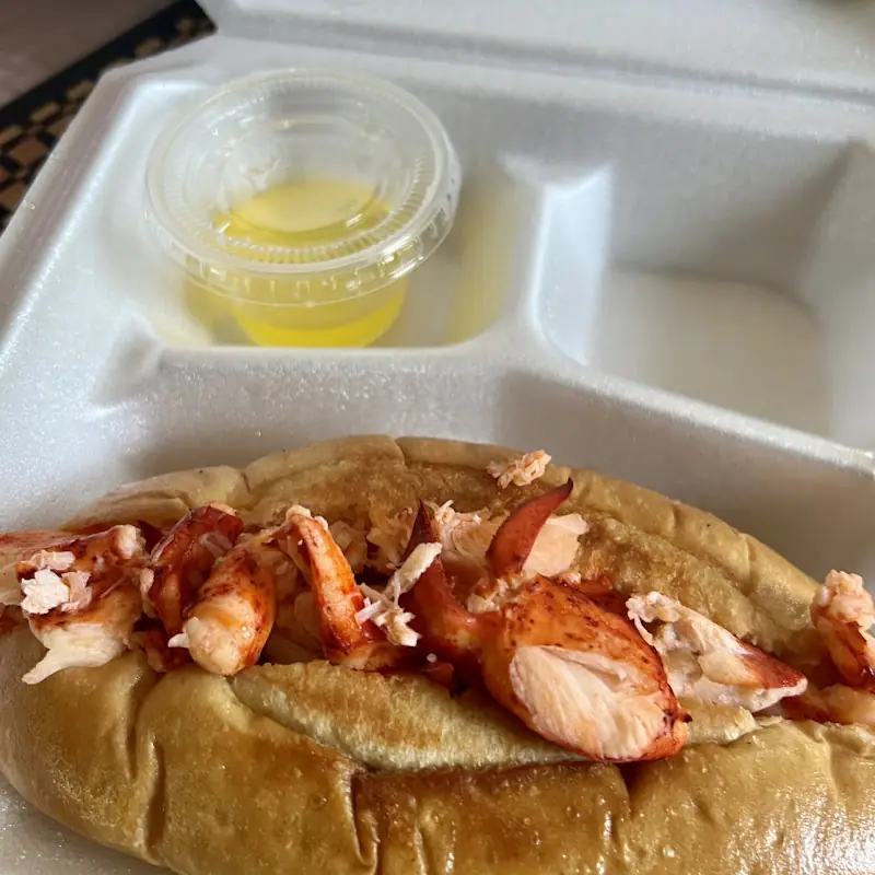 Green's Lobster Roll