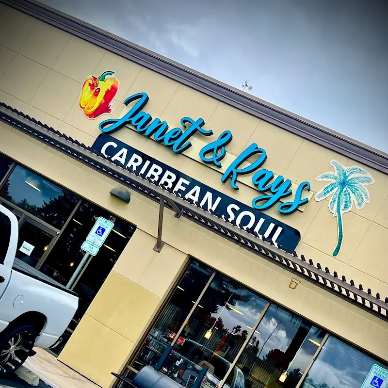 Janet & Ray's
