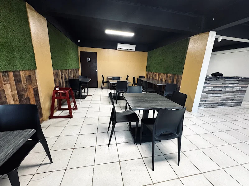 Encanto Pizza