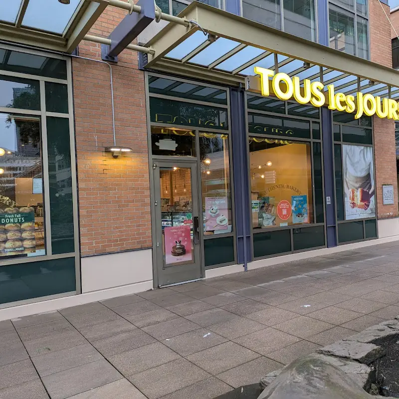 TOUS les JOURS Bakery Café - Union Station