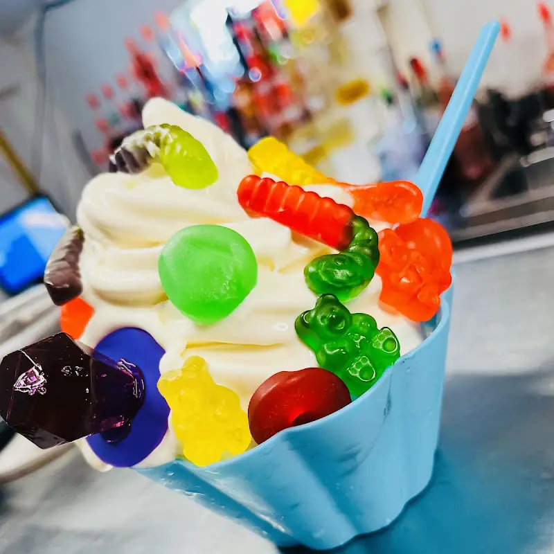 Bo’s snow zone & snacks