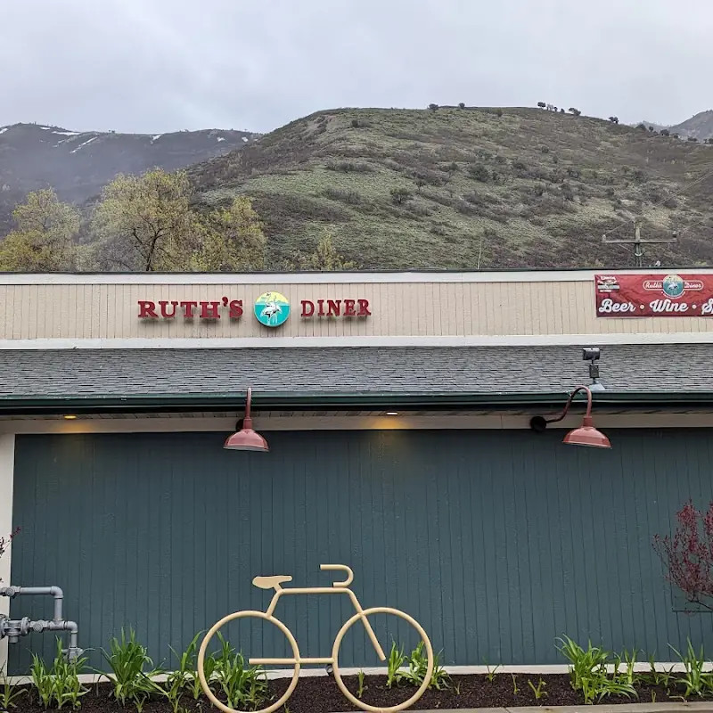 Ruth's Diner