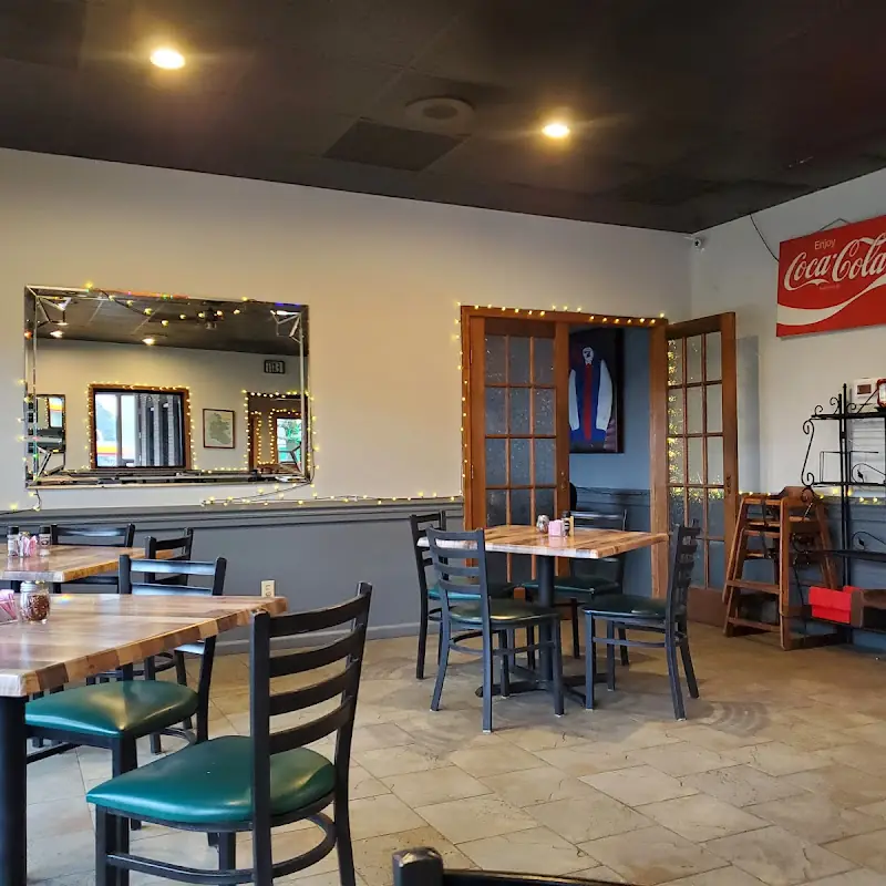Charlie's Pizza Pub