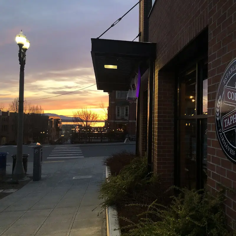 Corner Taphouse