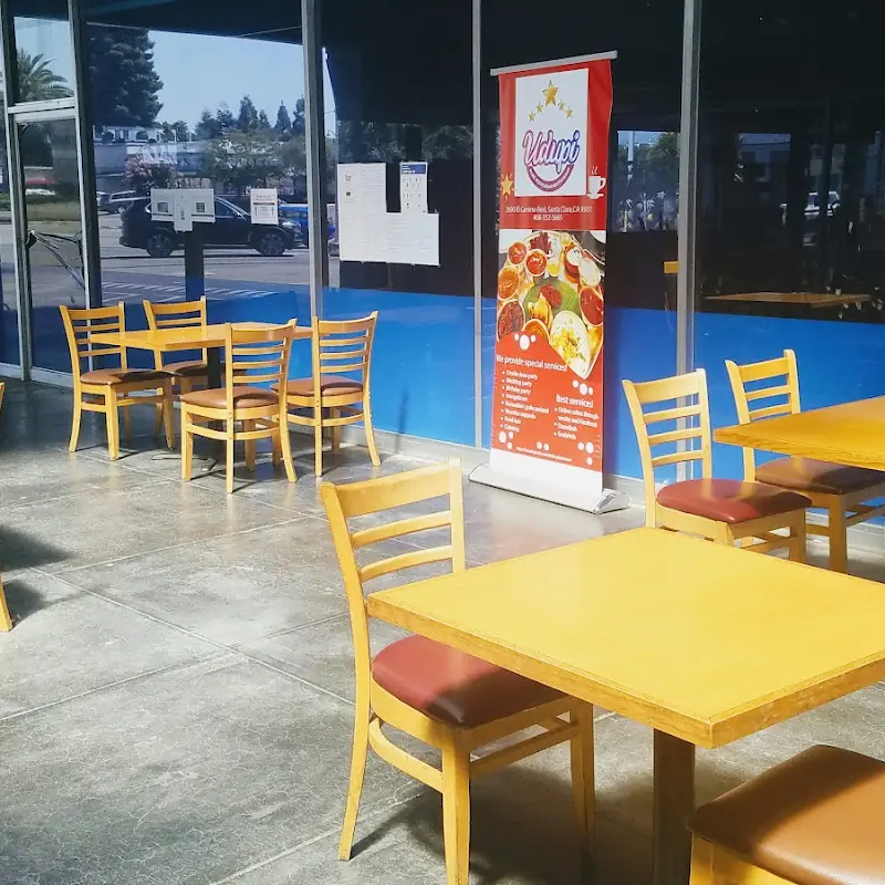 Chennai Tiffins Indian Restaurant (Veg and Non veg)