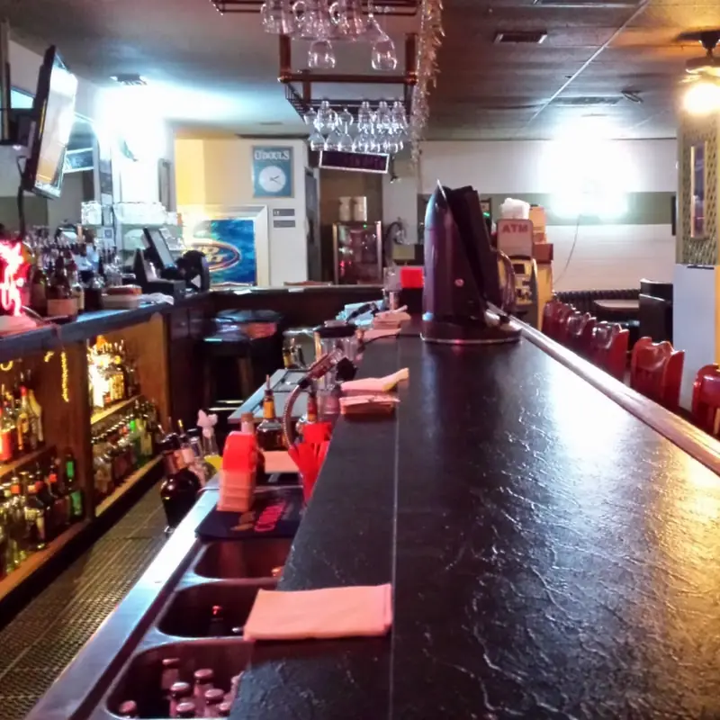 Royal Lounge