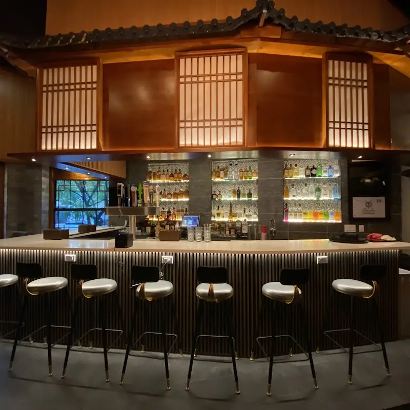 Mister Chen Seafood & Bar