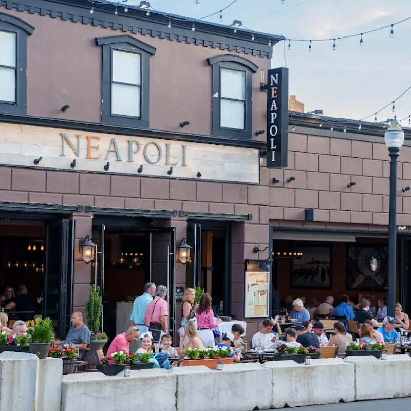 NEAPOLITAN White Pizza