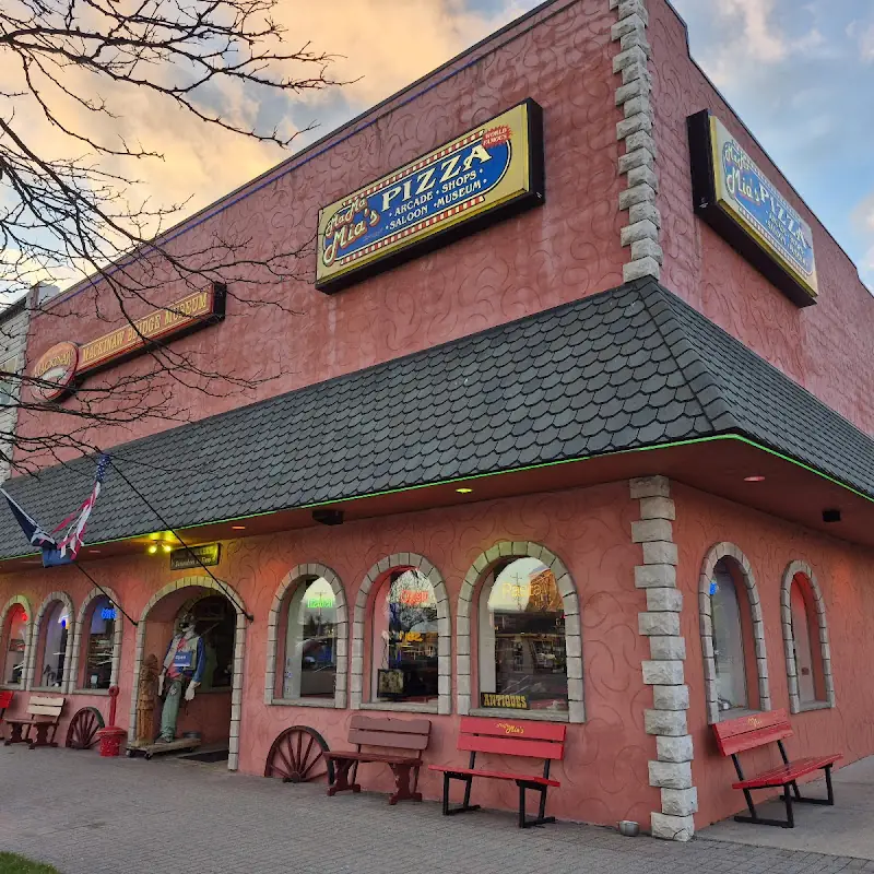 Mama Mia's Pizza & Free Original Mackinaw Bridge Museum