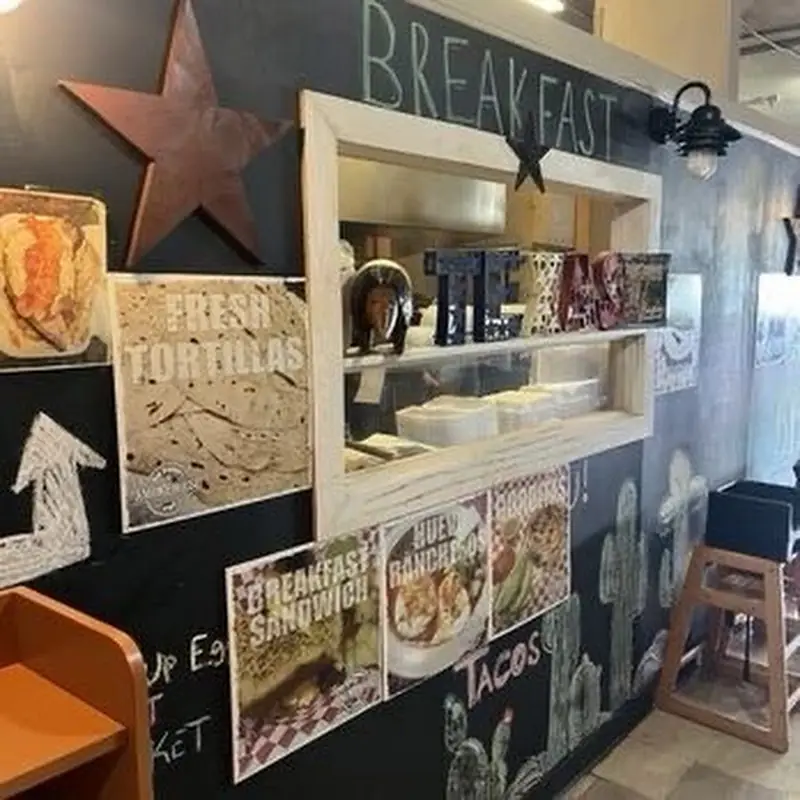 Big Pappa’s Smokehouse & More