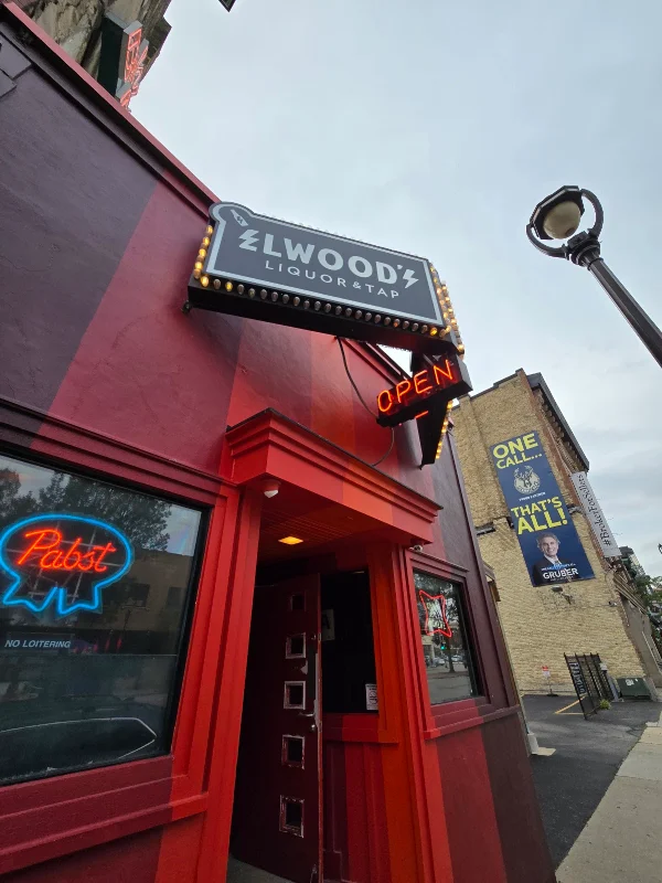 Elwood's Liquor & Tap
