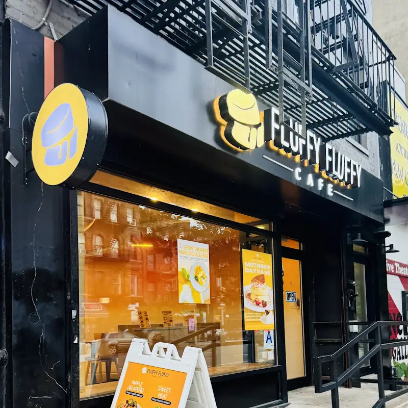Fluffy Fluffy Cafe & Bar