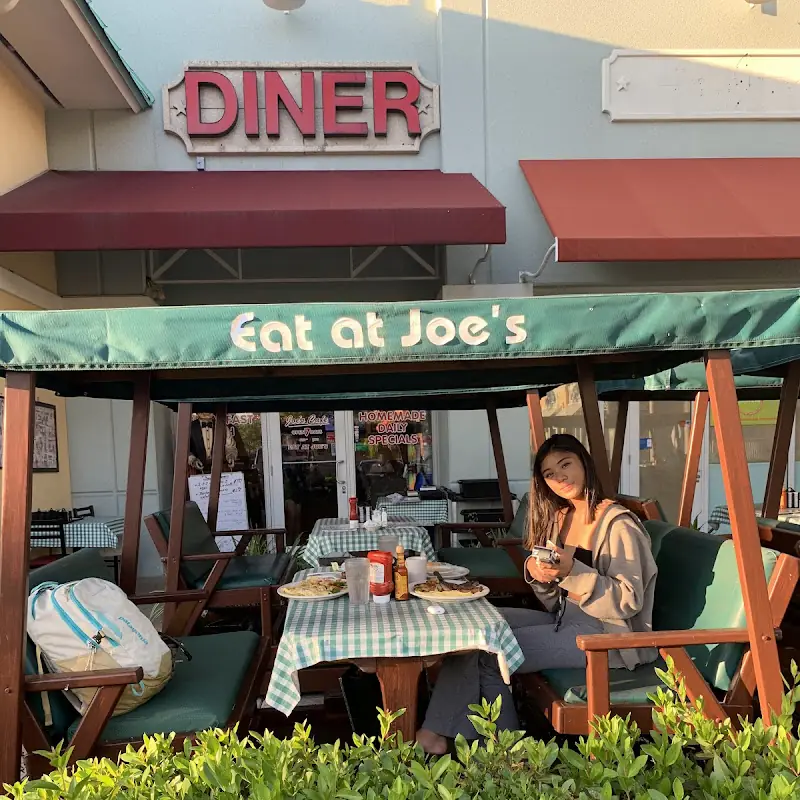 Joe's Cafe