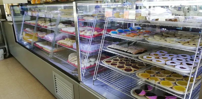 Birds Bakery