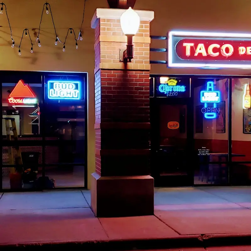CHICKEN TACO