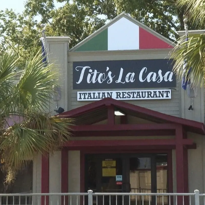Tito’s La Casa