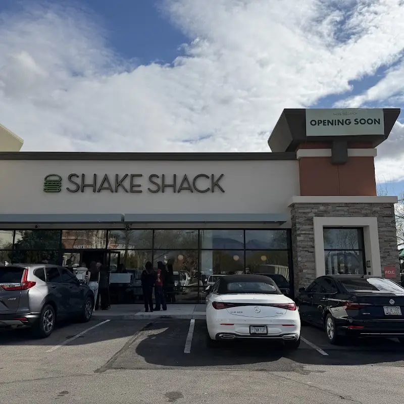 Shake Shack Broadway Blvd