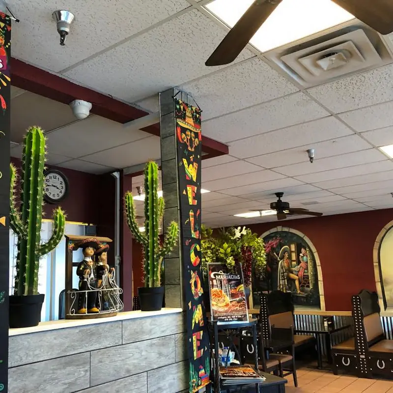 Mariachis Mexican Grill