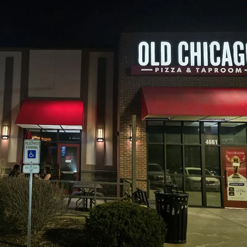 Old Chicago Pizza + Taproom