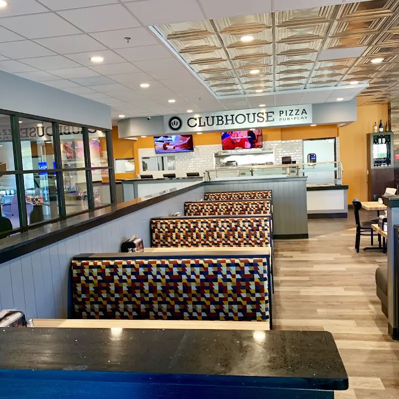 Round Table Pizza Clubhouse