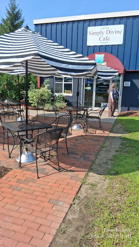 Simply Divine Cafe