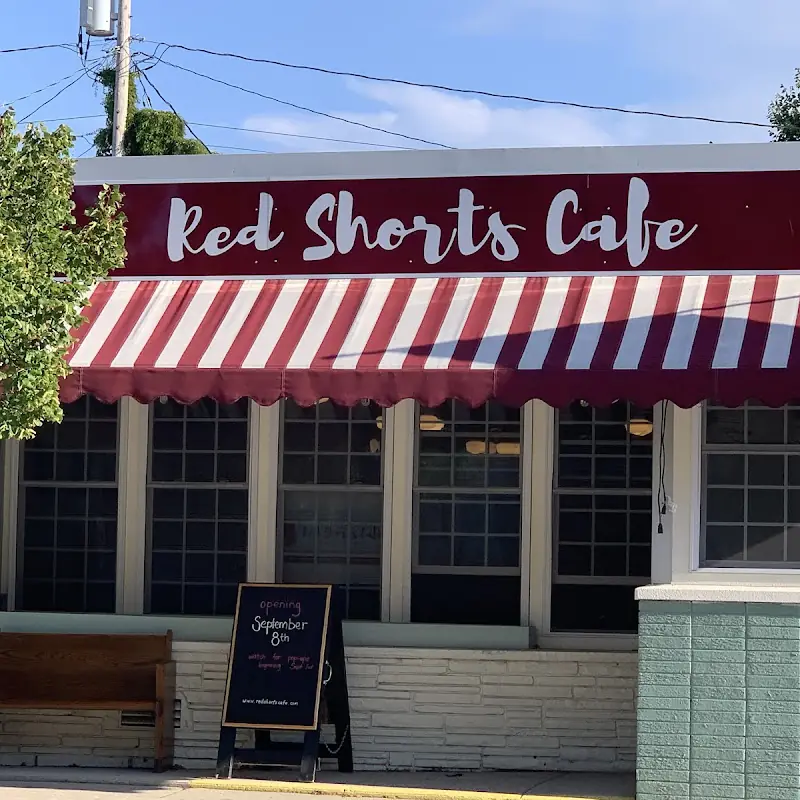 Red Shorts Cafe