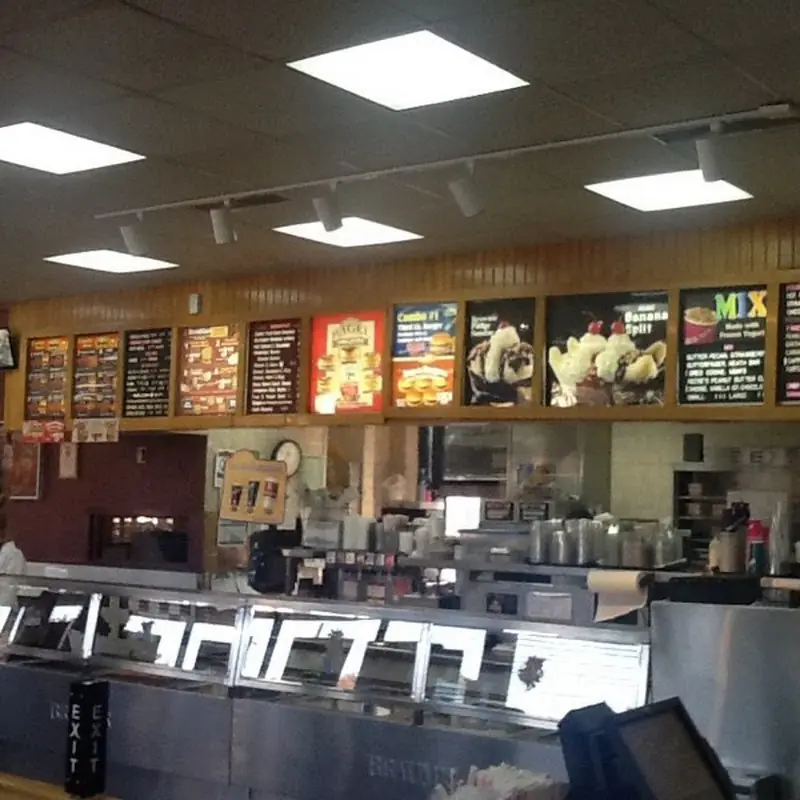 Braum's Ice Cream & Dairy Store