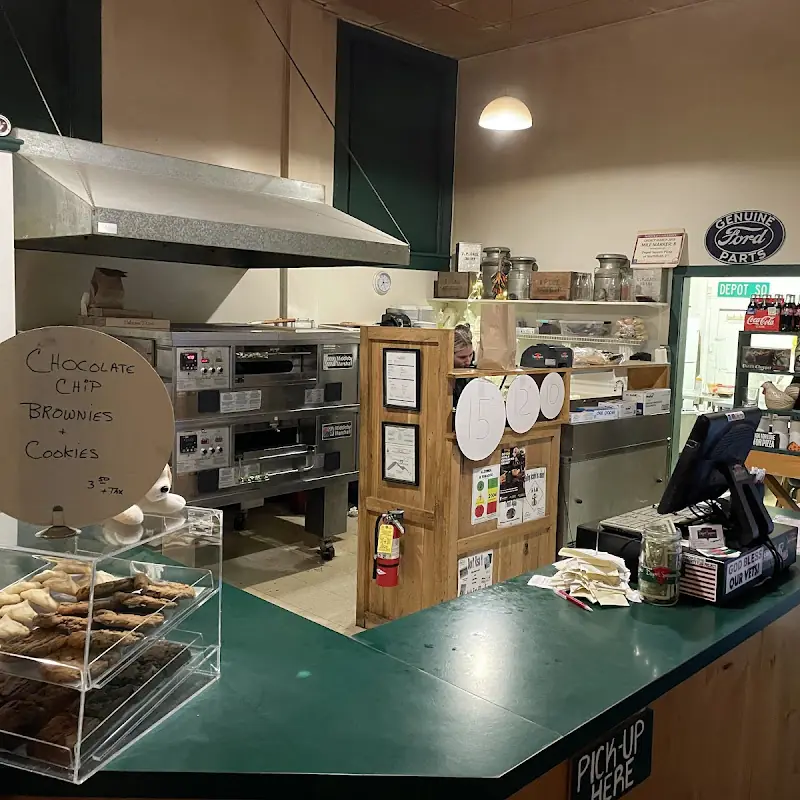 Depot Square Pizzeria