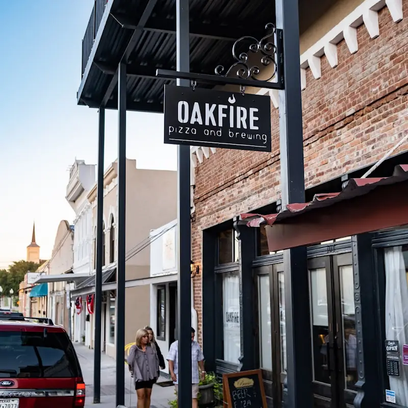 Oakfire Pizza and Brewing