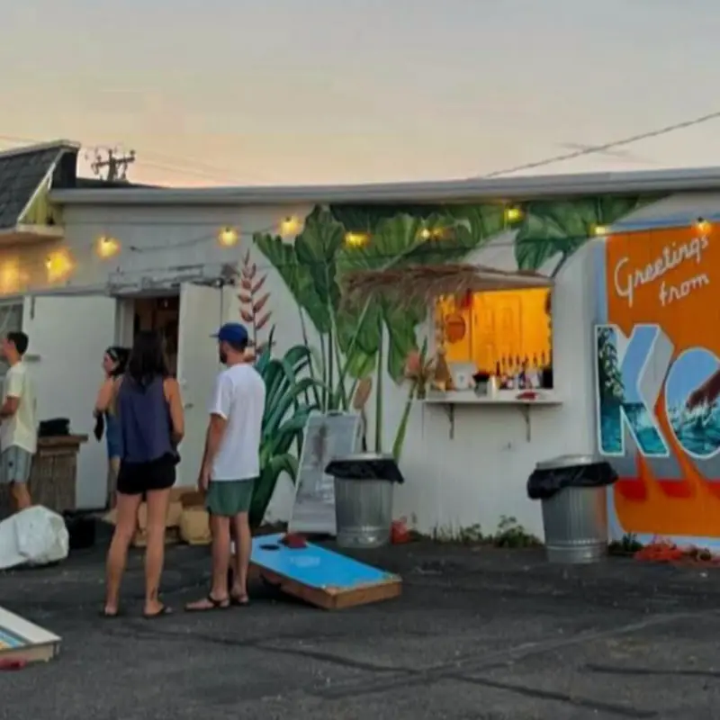 Kooks Cafe & Beach Bar