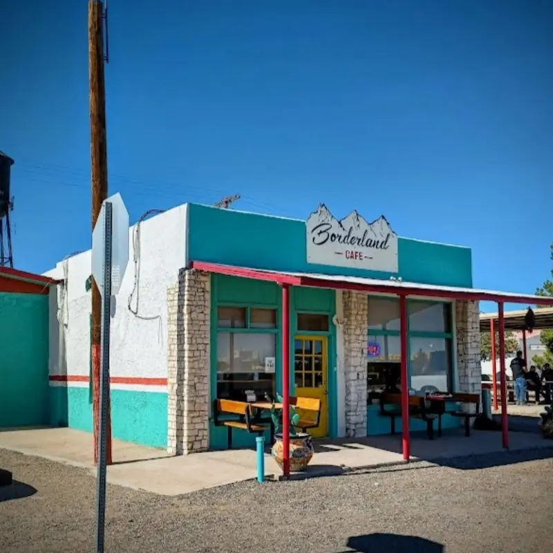 Borderland Cafe