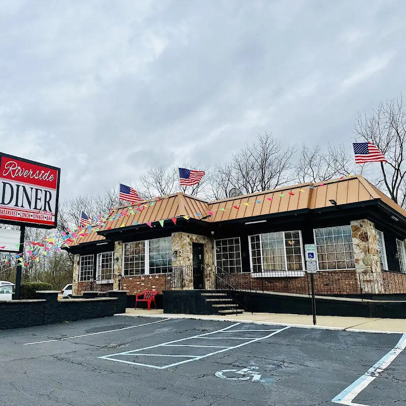 Riverside Diner