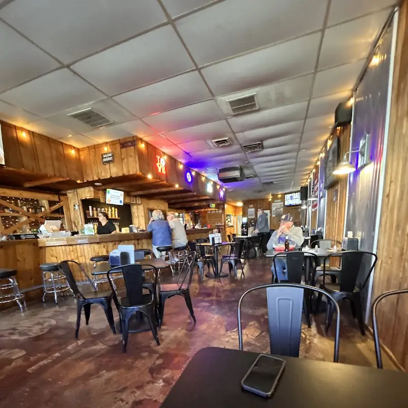 Middleton’s Dugout Bar & Grill