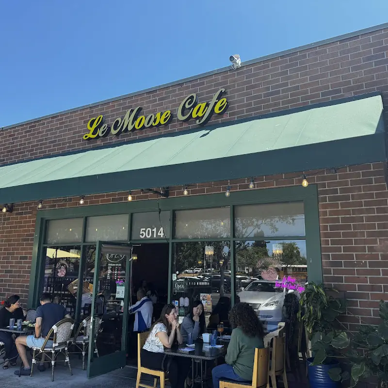 Le Moose Crepe Cafe & Thai Restaurant - Thai Food Fremont | Catering Fremont