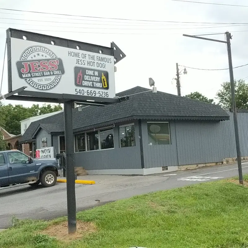 Jess' Main Street Bar and Grill