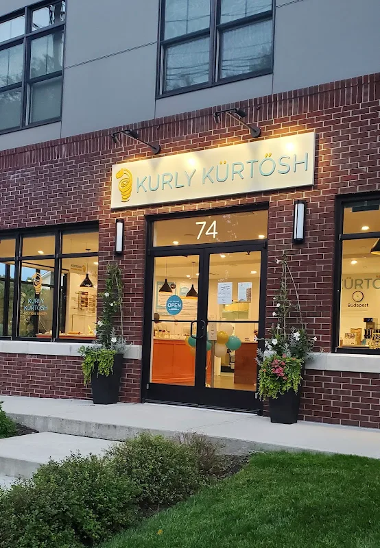 Kurly Kürtősh Café