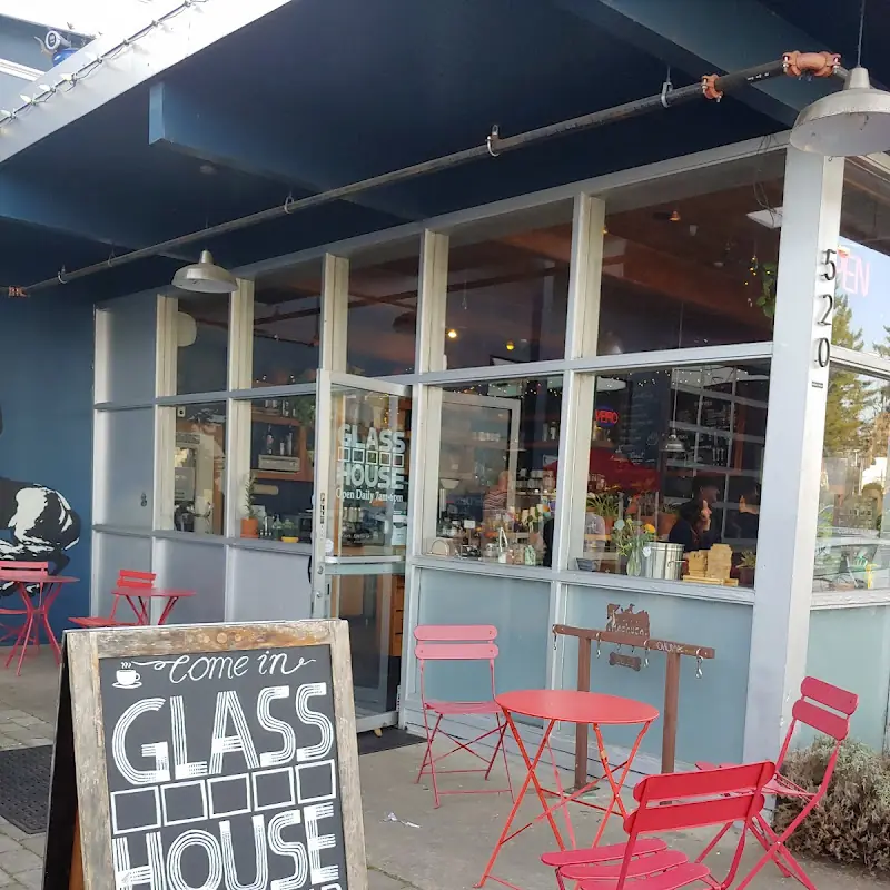 Glass House Coffee & Kitchen