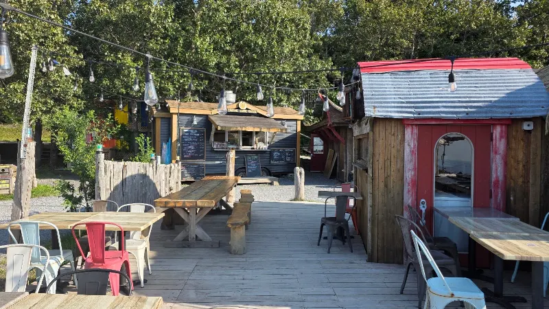 Auberge Festive Sea Shack et TIKI-BAR