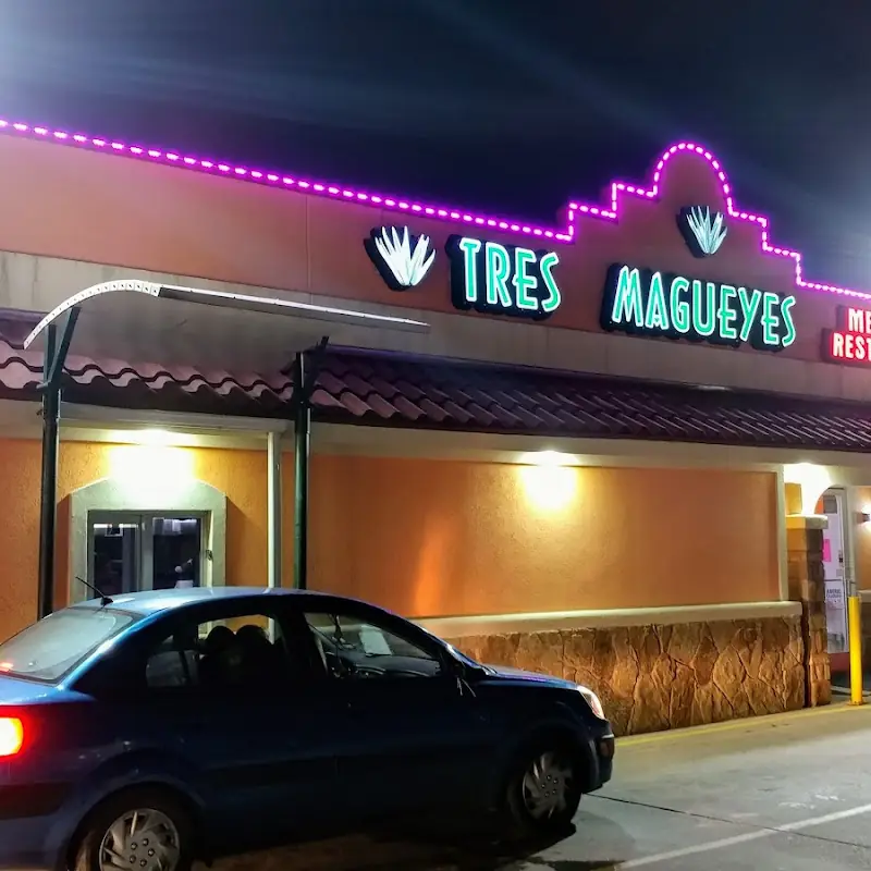 Tres Magueyes 1