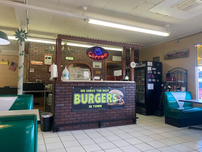 Crystal's Cafe