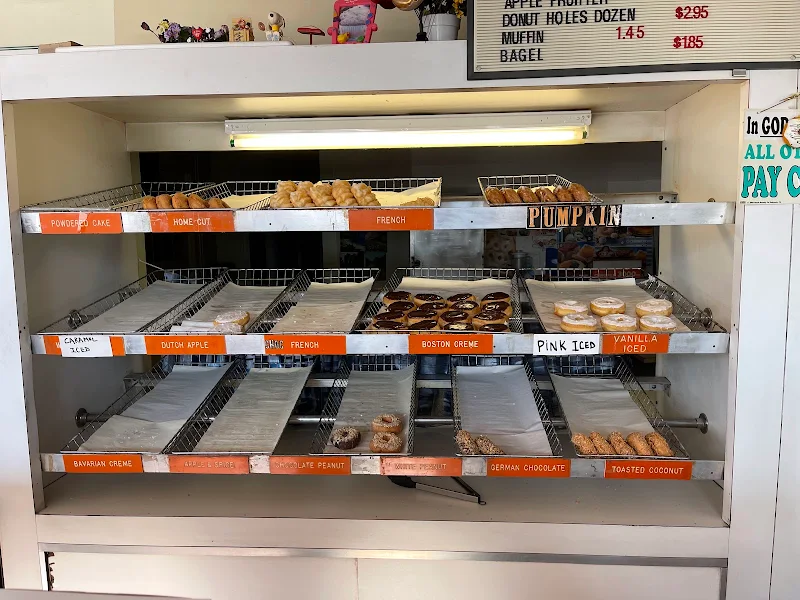 Four Season Donuts