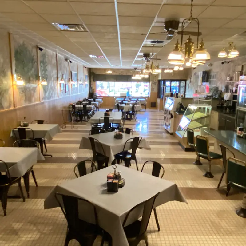 Island Cafe | Breakfast • Lunch