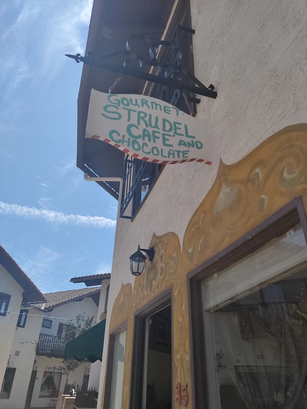 Gourmet Strudel & Cafe