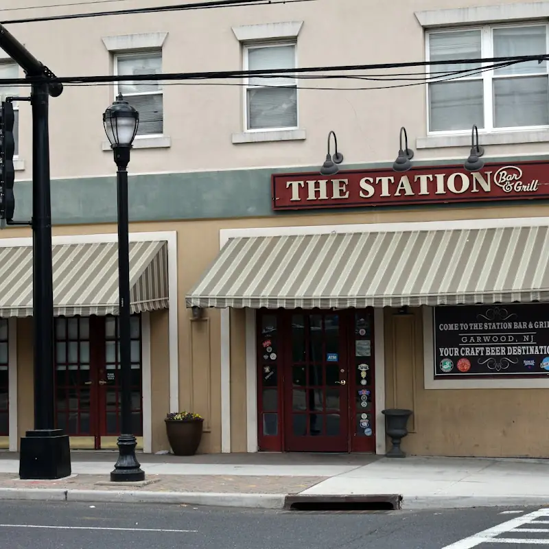 The Station Bar & Grill