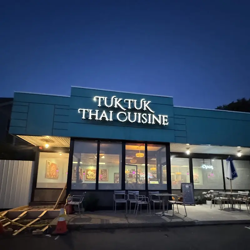 Tuk Tuk Thai Cuisine and Sushi