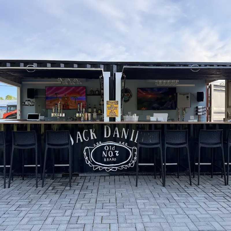 Snack Shack Restaurant & Bar