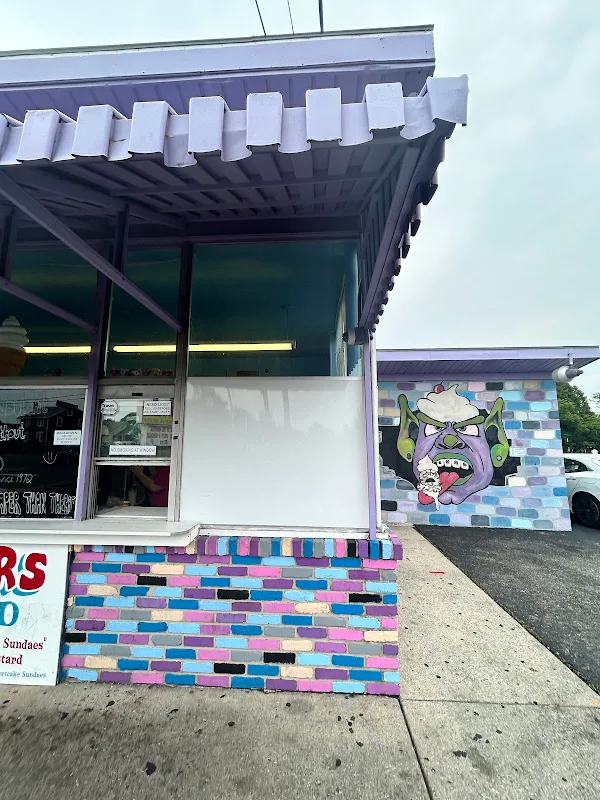 Flipper's Custard