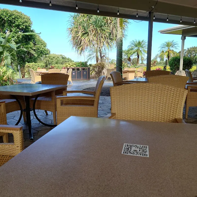 Makai Grill and Golf Pro Shop