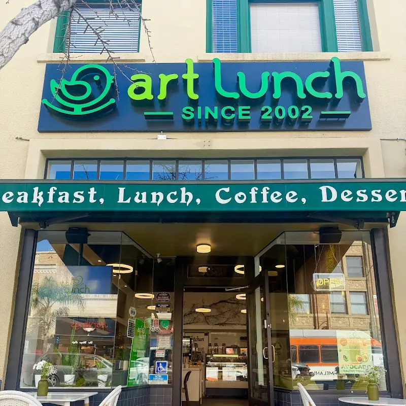 Art Lunch